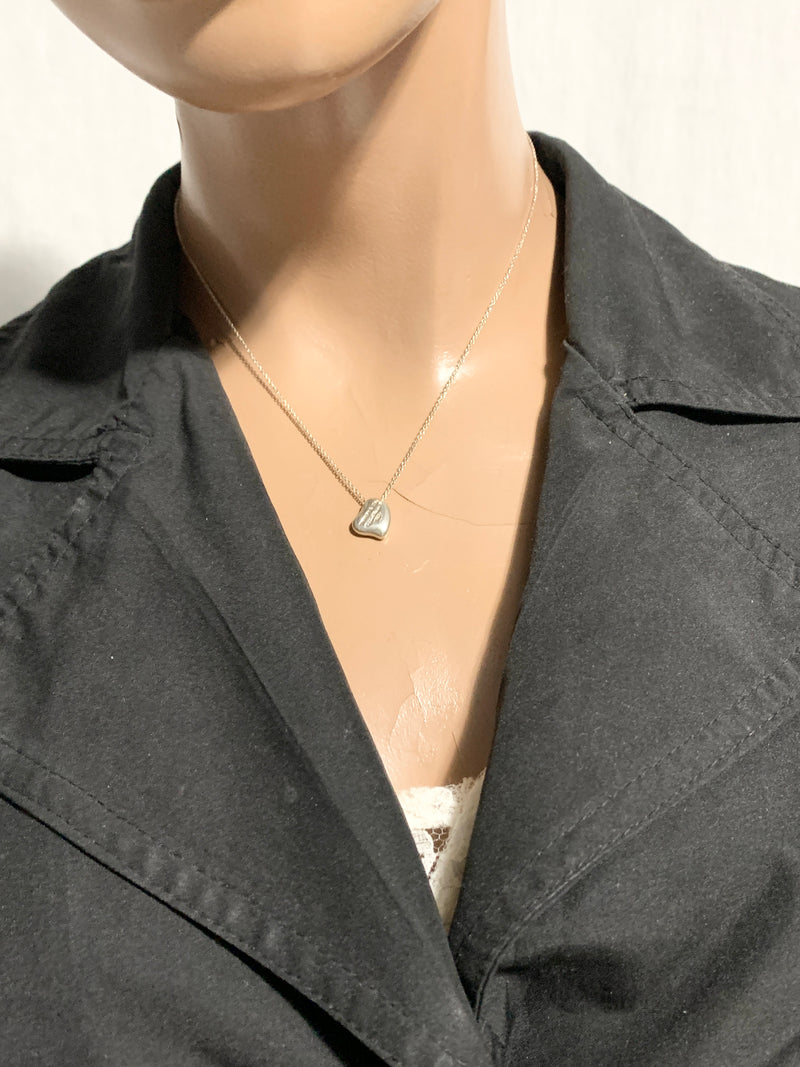Tiffany & Co Elsa Peretti Silver Solid Full Heart Pendant Necklace
