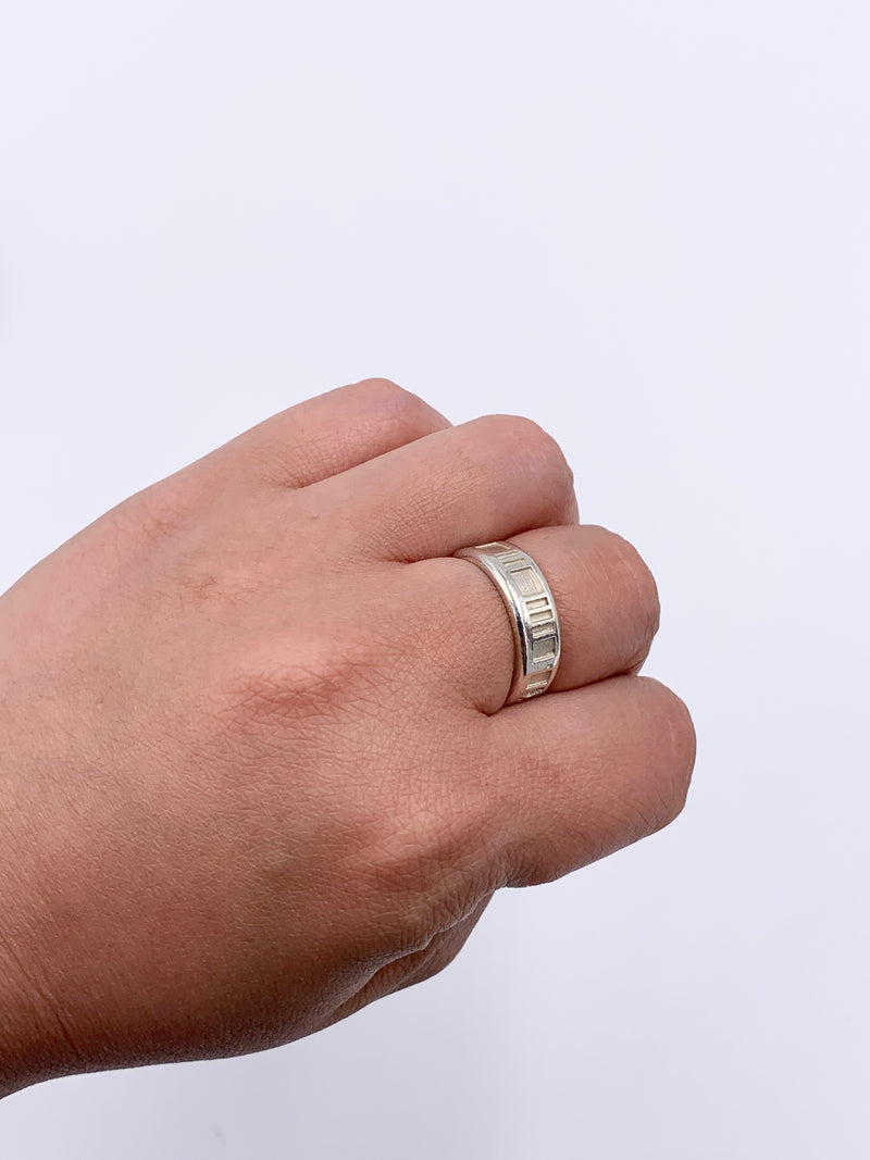 Sold-Tiffany & Co 925 Silver Atlas Medium Ring Size 6