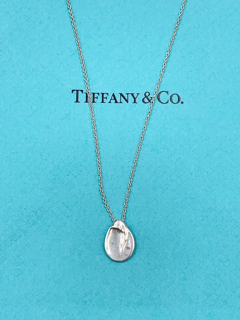 Tiffany & Co 925 Silver Elsa Peretti Madonna Pendant Necklace