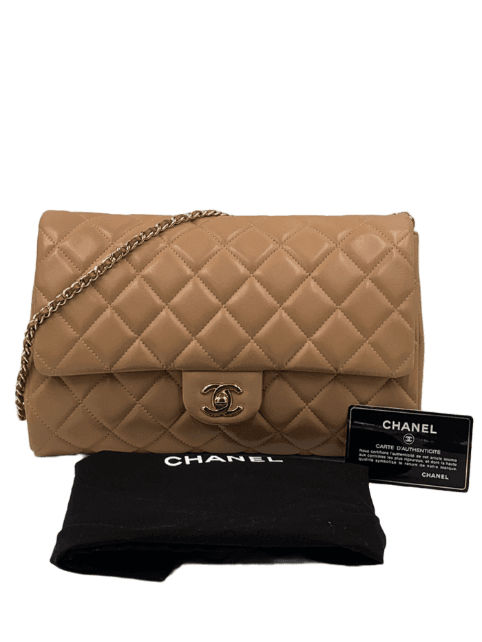 Sold-CHANEL Classic Quilted Flap Beige Lambskin Shoulder Bag/Clutch