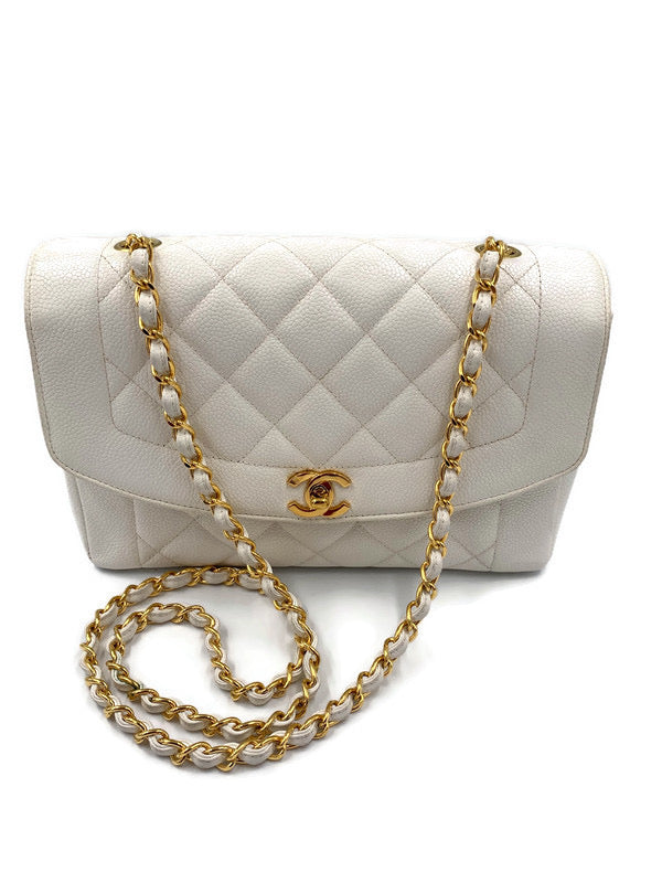 🤍 Sold 🤍 Vintage Chanel Medium Diana Flap White Caviar 24K Gold Hardware  🤍🤍 Year: 1994-1996 (Series 3) Measurement: 26 x 16 x…