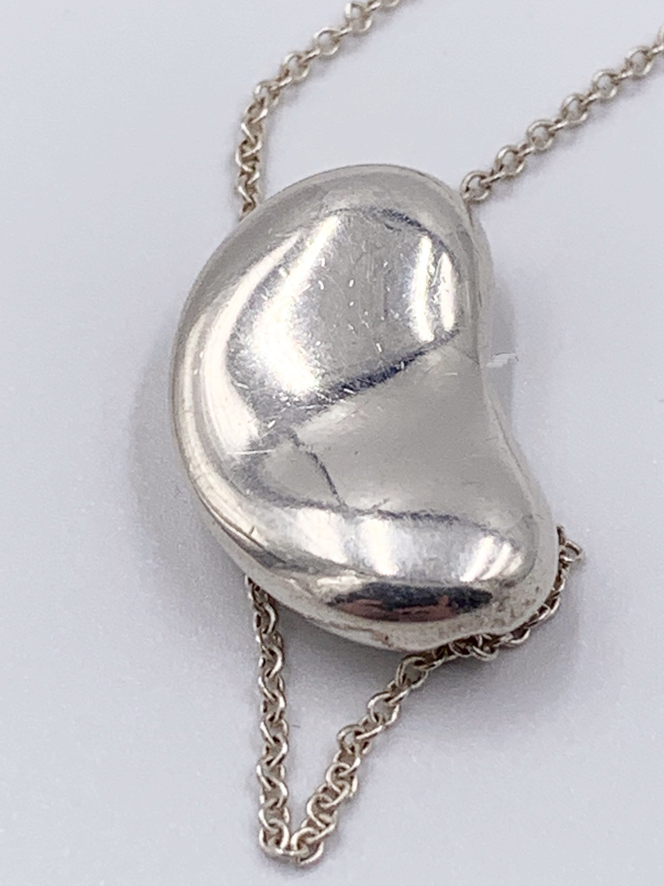 Tiffany & Co Elsa Peretti Solid Heart Necklace - Preowned luxury