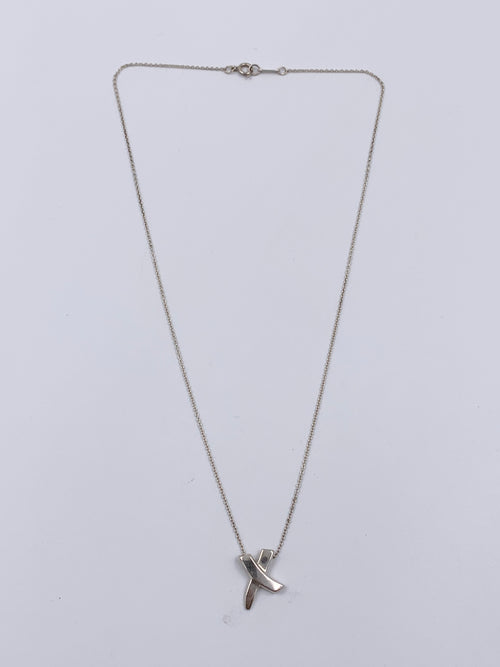Sold-Tiffany & Co 925 Silver Paloma Picasso X Kiss Small Size Pendant Necklace