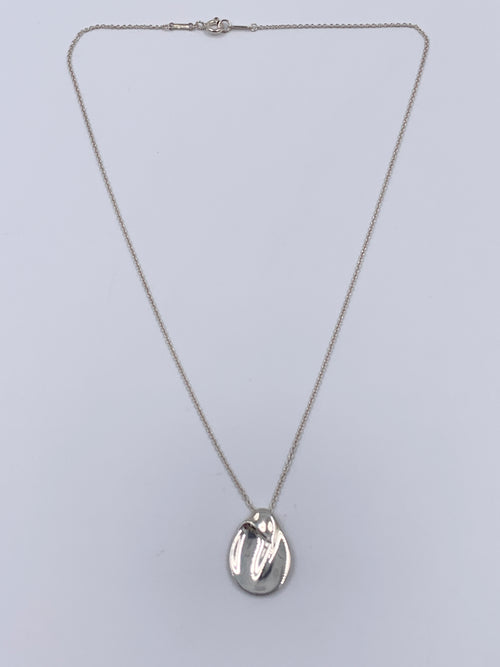 Sold-Tiffany & Co 925 Silver Elsa Peretti Madonna Pendant Necklace