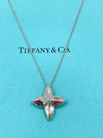 【TATIANA】(Silver925) Petty Fleur necklace TATIANA☆[silver925] Petite Fleur necklace ネックレス