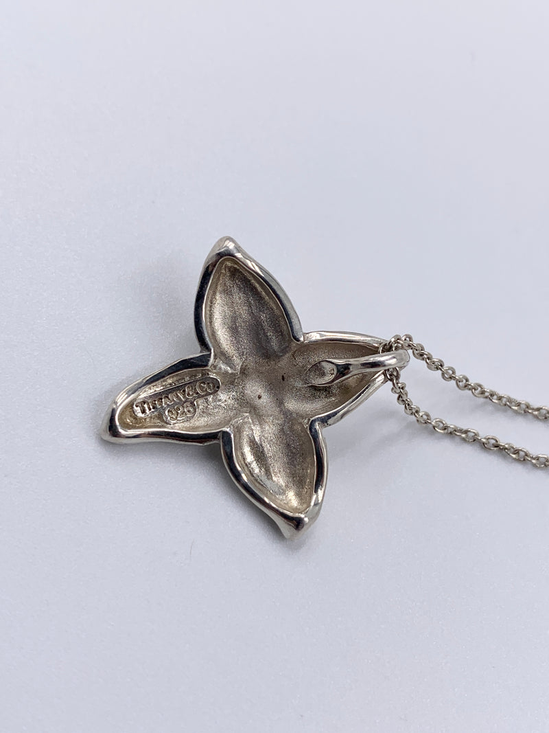 Tiffany & Co 925 Silver Flower Petal Pendant Necklace