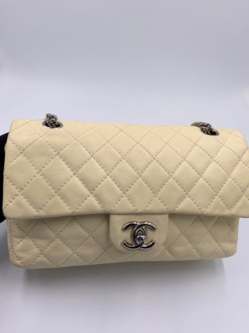 Chanel Beige Quilted Caviar Small Classic Double Flap Pale Gold Hardware,  2022 Available For Immediate Sale At Sotheby's