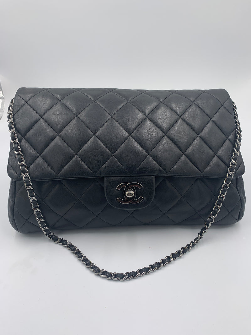 CHANEL Classic Quilted Flap Black Lambskin Shoulder Bag Clutch with chain 2 way bag - Preloved Lux Canada
