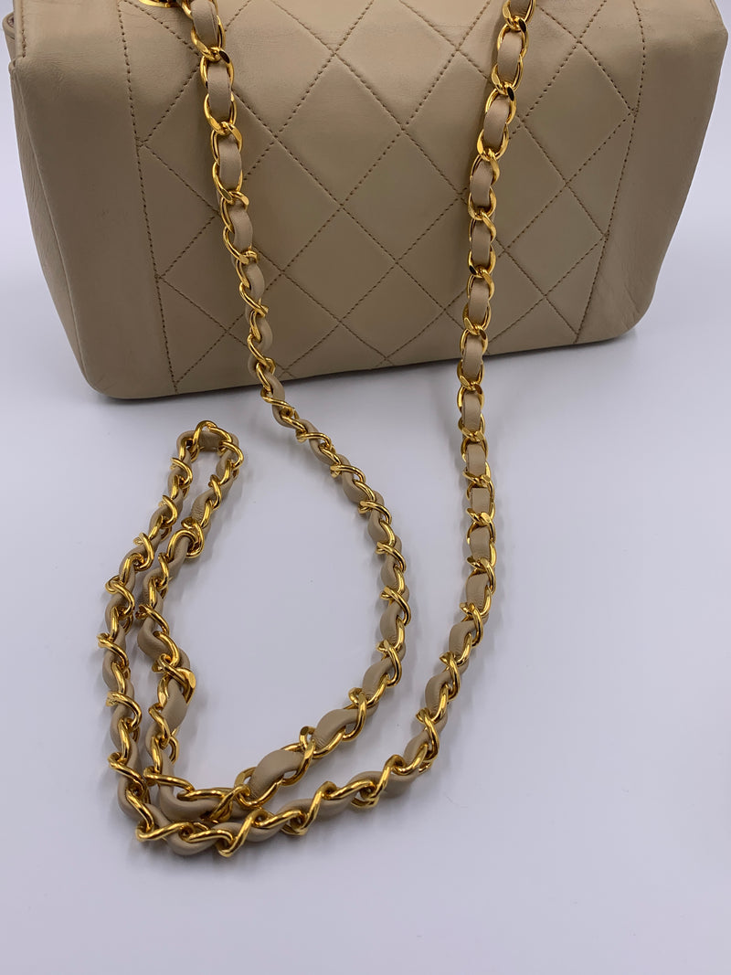 Sold-CHANEL Vintage Lambskin Single Flap Border Tab Small Crossbody Bag Beige/gold hardware