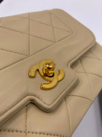 Sold-CHANEL Vintage Lambskin Single Flap Border Tab Small Crossbody Bag Beige/gold hardware