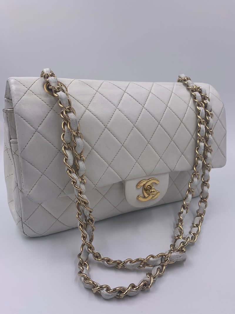 Chanel classic medium double flap lambskin shoulder bag Gold hardware vintage