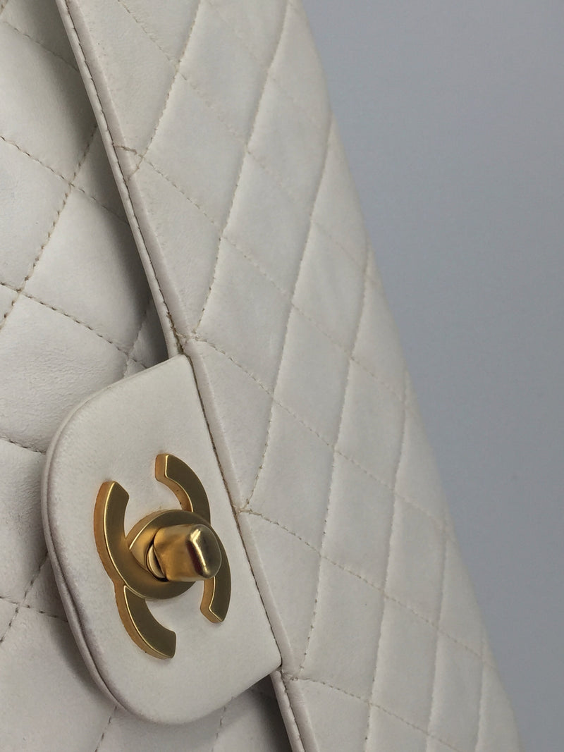 Sold-CHANEL Classic Lambskin Double Chain Double Flap Bag 25 white/gold