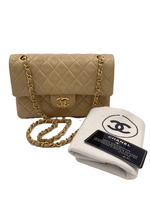 CHANEL Small Classic Double Flap Shoulder bag - Beige - Gold Hardware