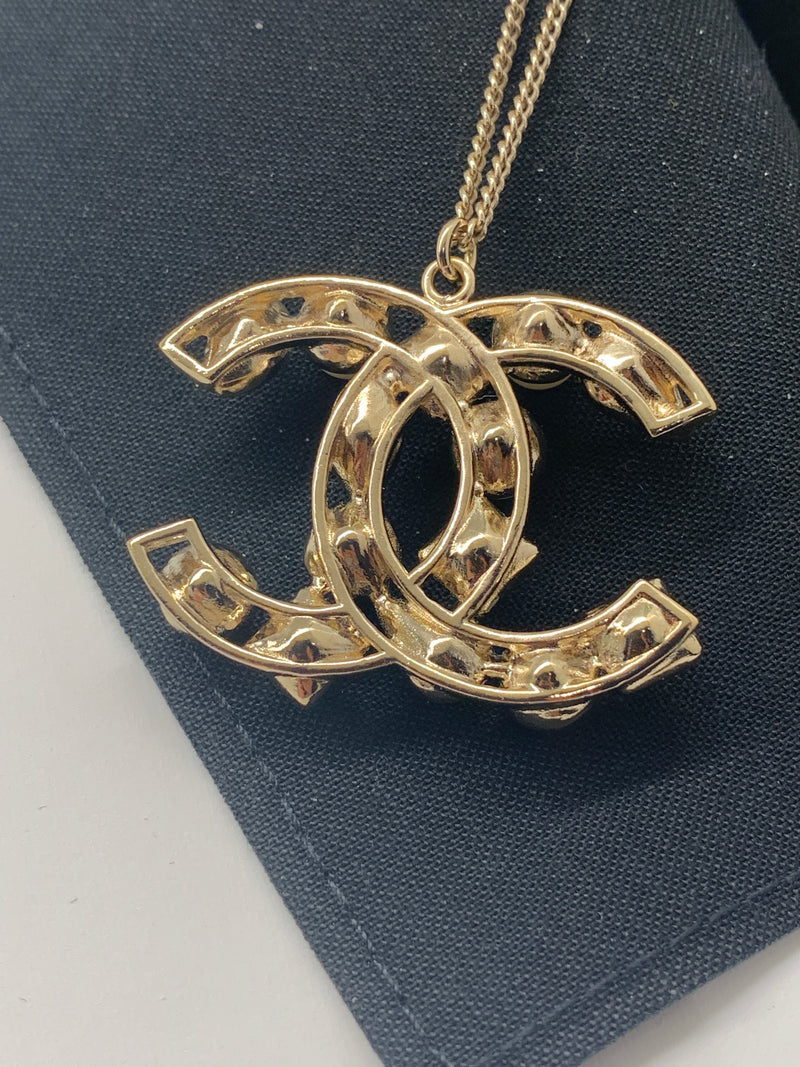 Sold-CHANEL CC Rhinestones and Pearl Necklace C238