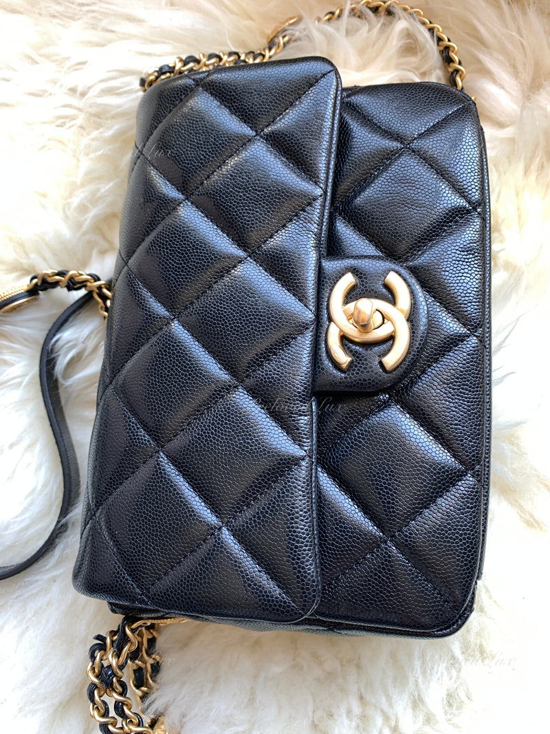 Chanel Seasonal Sweetheart Mini Flap, Pink Caviar Leather, Gold Hardware, New  in Box MA001