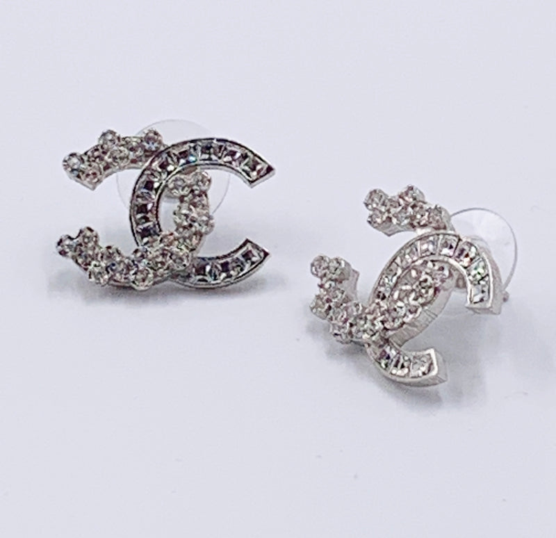 Sold-CHANEL CC Rhinestones Earrings/Silver C235