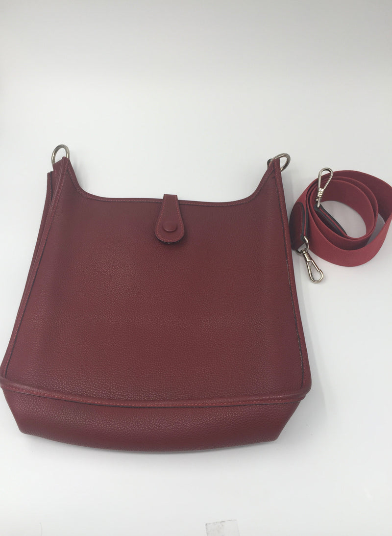 Sold - HERMES Evelyne PM Togo Burgundy