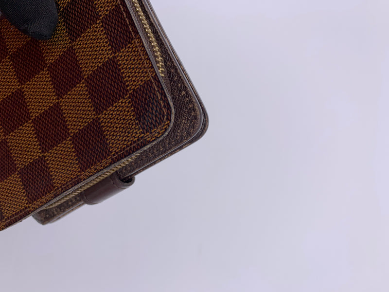 LOUIS VUITTON Damier Ebene Compact Wallet - Preowned luxury - Canada Consignment