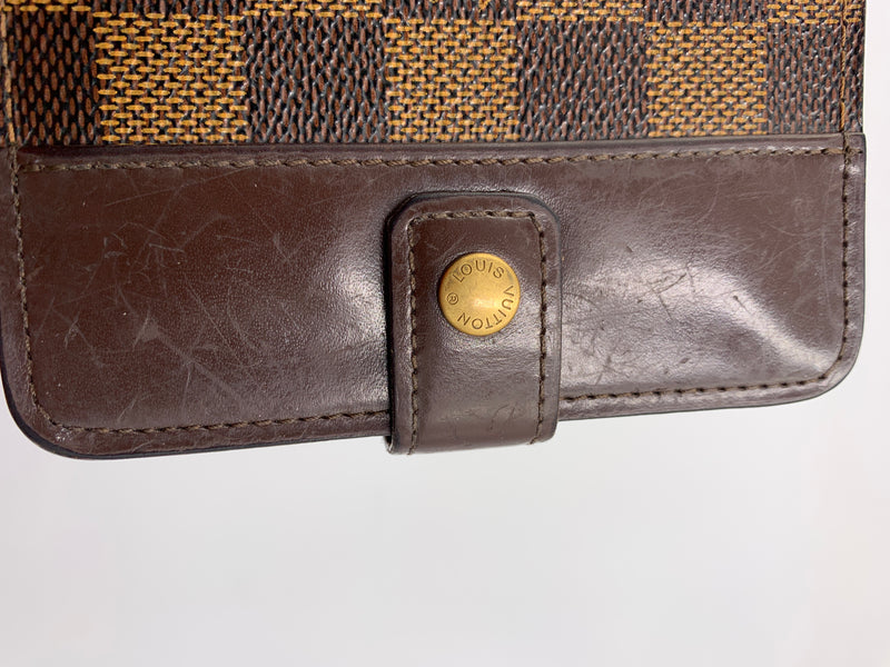 LOUIS VUITTON Damier Ebene Compact Wallet