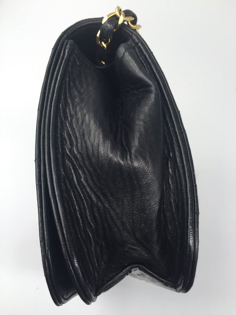 Sold-CHANEL Classic Lambskin Chain Full Flap Bag/clutch 23 (2) black/gold