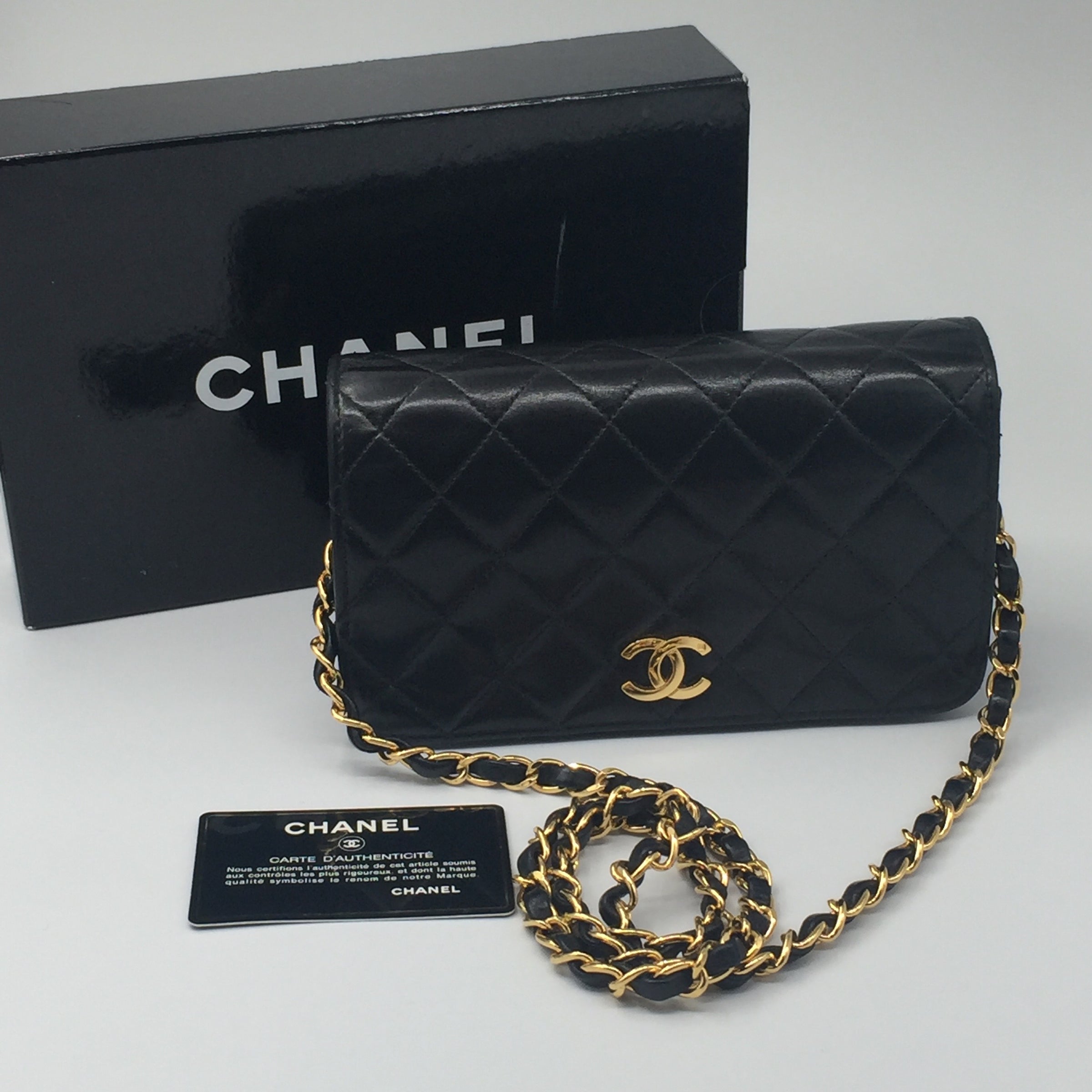 Sold-CHANEL Classic Lambskin Chain Mini Full Flap Bag 19 black