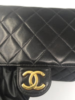Sold-CHANEL Classic Lambskin Chain Flap Bag/clutch 25 (2) black/gold