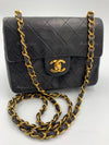 CHANEL Classic Lambskin Chain Mini Square Flap Bag black in Gold Hardware