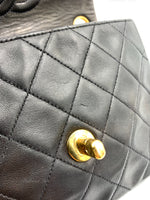 CHANEL Classic Lambskin Chain Mini Square Flap Bag black in Gold Hardware