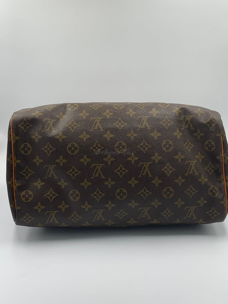 LOUIS VUITTON Monogram Canvas Speedy 35 Bag