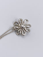 Sold-Tiffany & Co Silver 925 Paloma Picasso Daisy Flower Pendant Necklace
