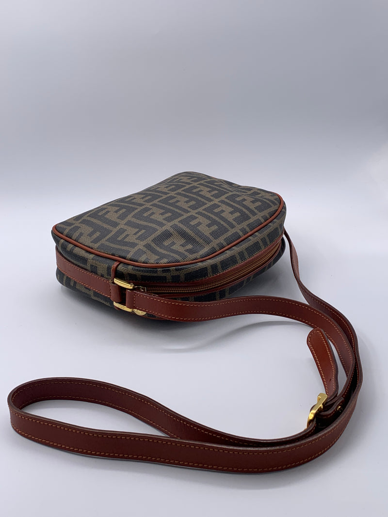 Fendi Zucca Spalmati Pink Pochette Bag ○ Labellov ○ Buy and Sell Authentic  Luxury