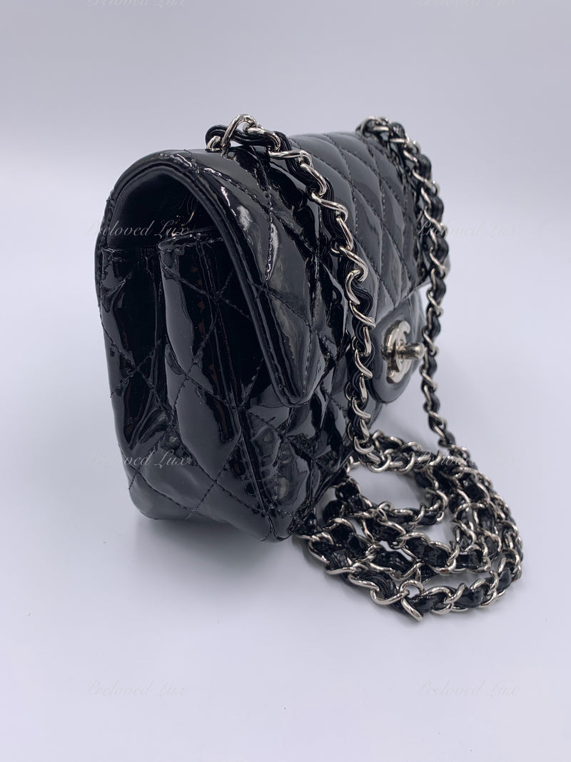 chanel chain strap shoulder bag crossbody