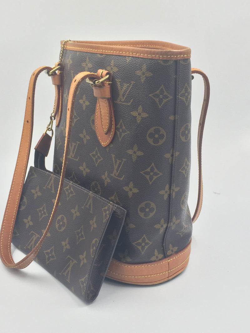 LOUIS VUITTON Monogram Bucket PM Shoulder Bag M42238 LV Auth 36736