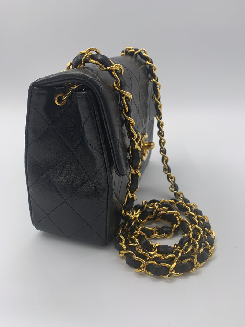 Sold-CHANEL Classic Lambskin Chain Mini Square Flap Bag black/gold J187