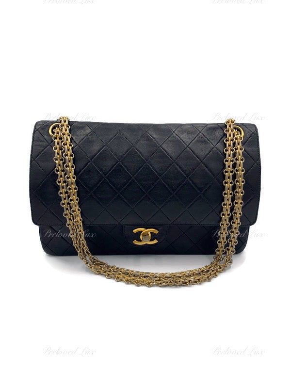 STEAL Chanel Navy Blue GHW Medium Classic Double Flap DF Quilted Lambskin  Turnlock Vintage Reissue Bijoux Chain Shoulder Bag Pre Series Authentic,  Luxury, Bags & Wallets on Carousell