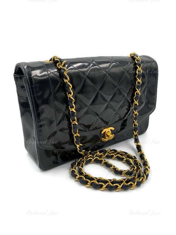 VINTAGE CHANEL DIANA HANDBAG IN BLACK LEATHER BANDOULIERE HAND BAG PURSE  ref.934354 - Joli Closet