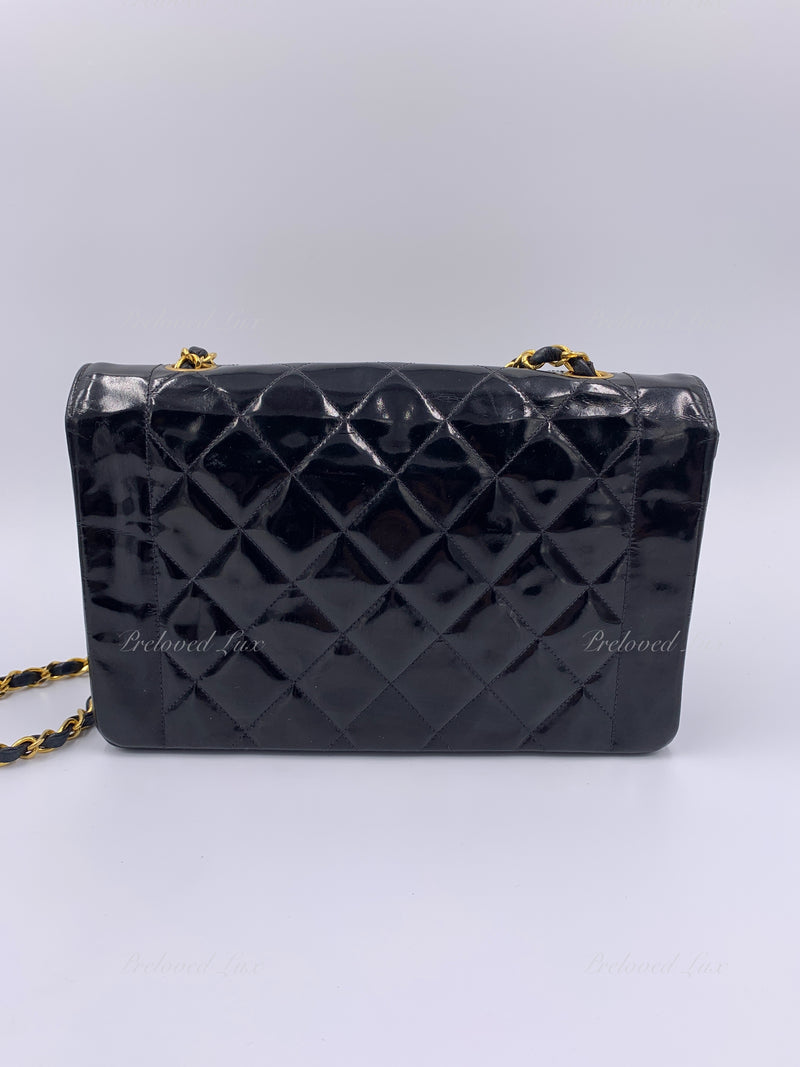 Diana patent leather crossbody bag Chanel Black in Patent leather - 22330138