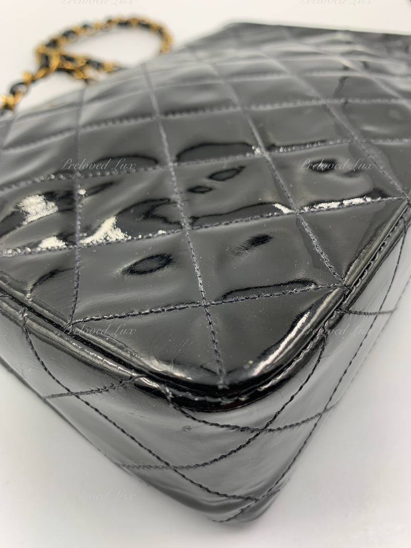 Chanel bag in patent leather second hand Lysis