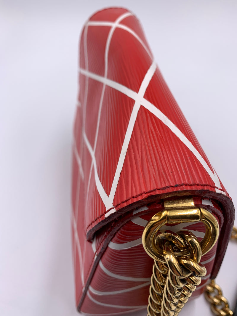 LOUIS VUITTON Epi Twist Malletage Red M50118 shoulder bag