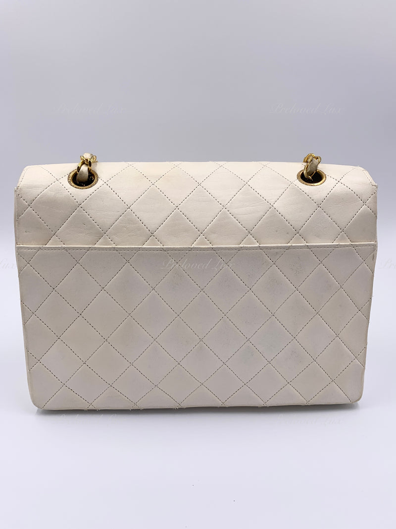 Sold-CHANEL Vintage Lambskin Double Chain Flap Bag Medium Size white/gold