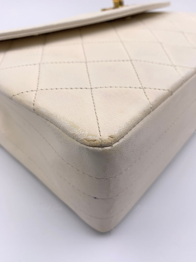 Sold-CHANEL Vintage Lambskin Double Chain Flap Bag Medium Size white/gold