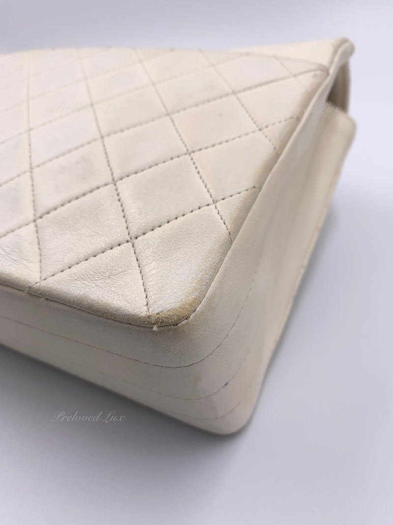 Sold-CHANEL Vintage Lambskin Double Chain Flap Bag Medium Size white/gold