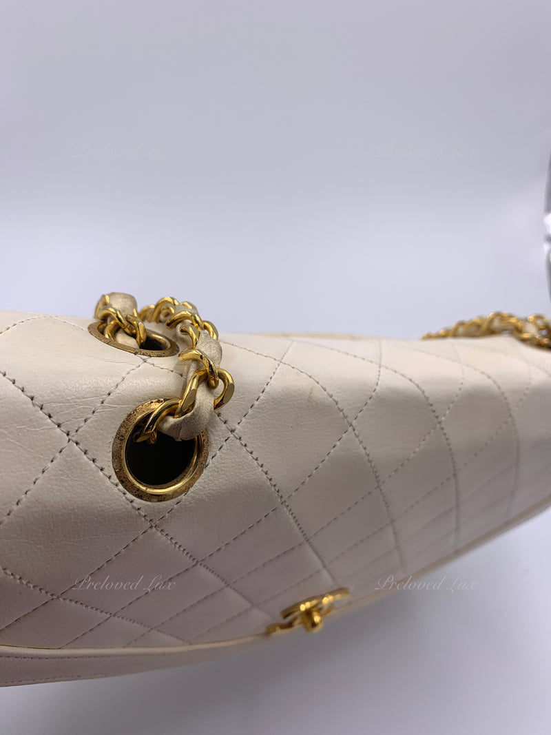 Sold-CHANEL Vintage Lambskin Double Chain Flap Bag Medium Size white/gold