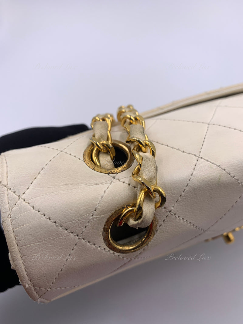 Sold-CHANEL Vintage Lambskin Double Chain Flap Bag Medium Size white/gold