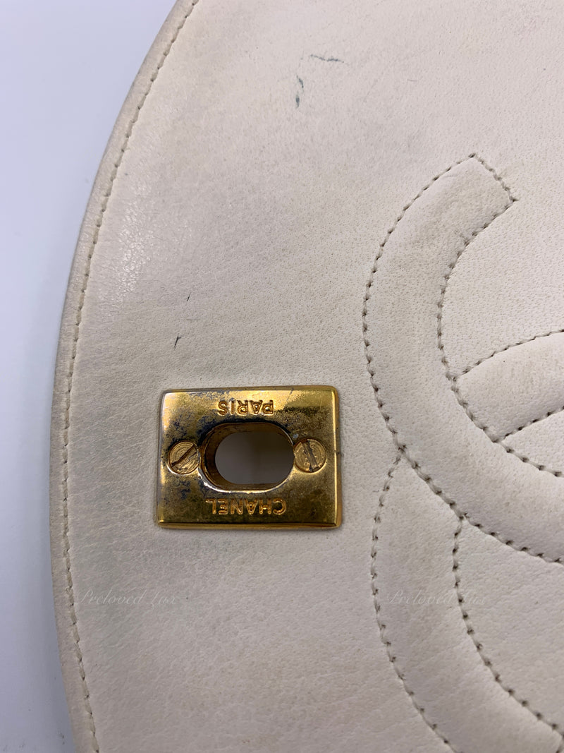 Sold-CHANEL Vintage Lambskin Double Chain Flap Bag Medium Size white/gold