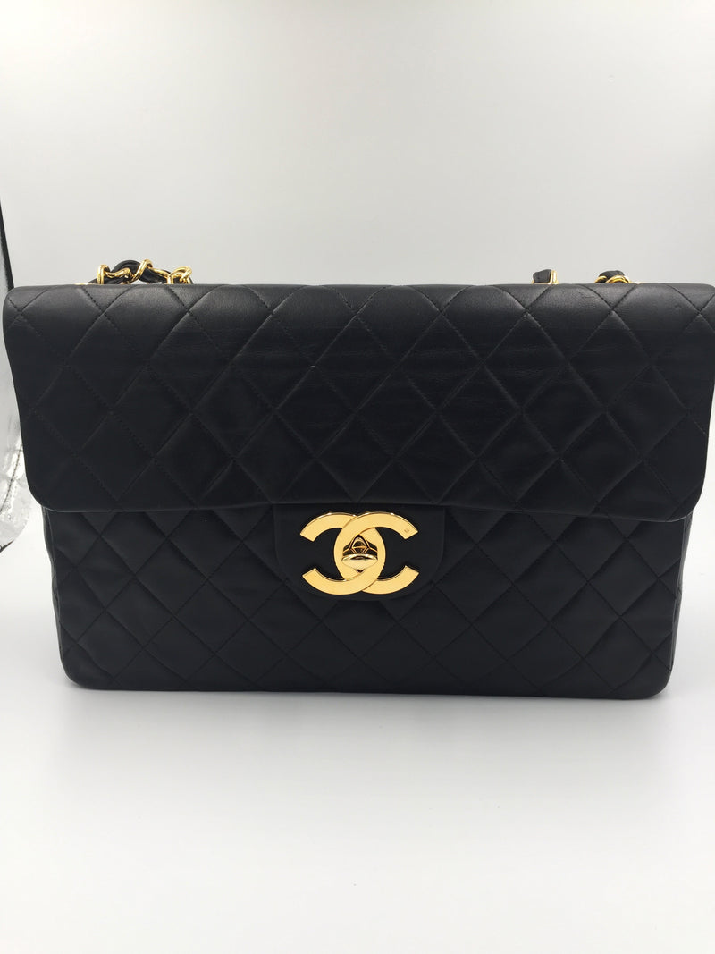 Sold-CHANEL Classic Lambskin Maxi Jumbo Flap Bag black/gold hardware –  Preloved Lux