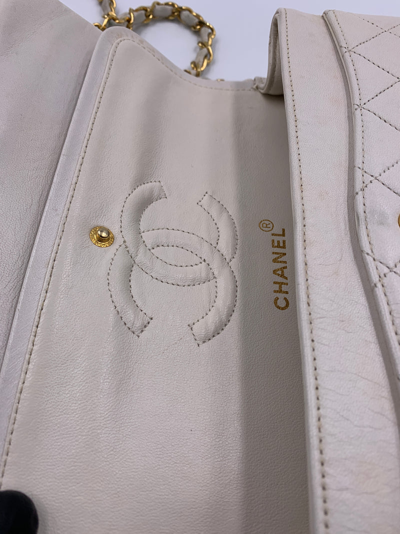 small classic chanel flap bag caviar