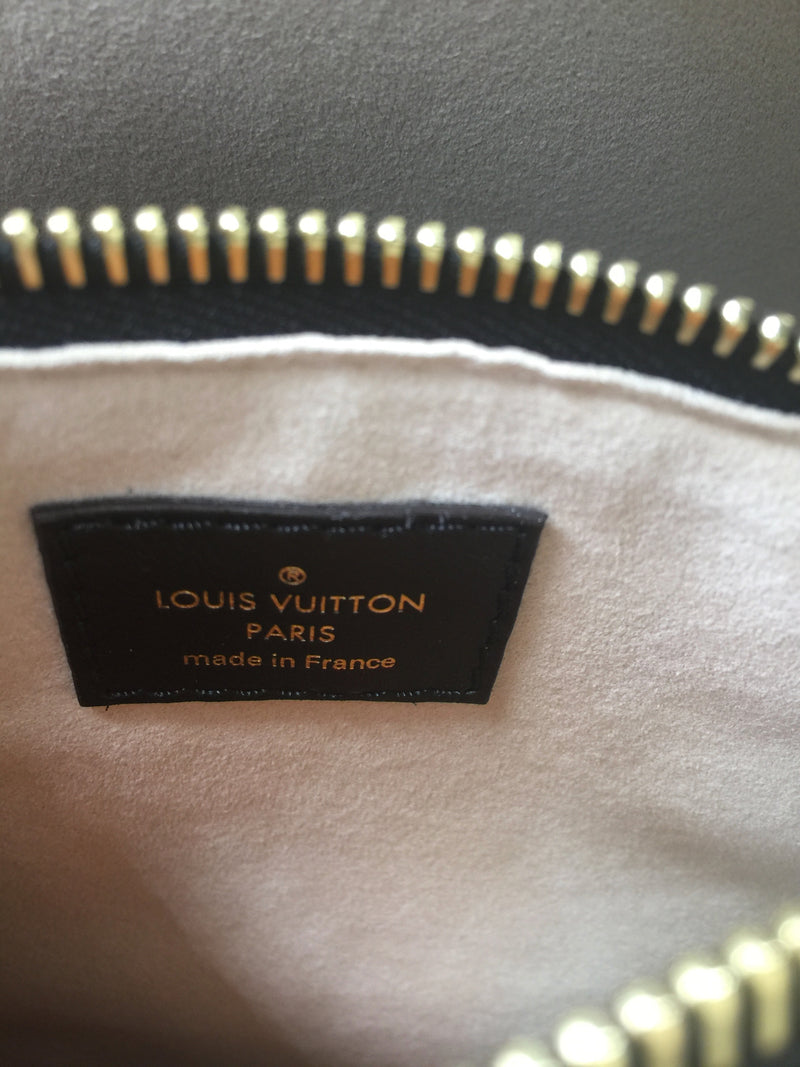 Louis Vuitton Neonoe Jungle  Natural Resource Department