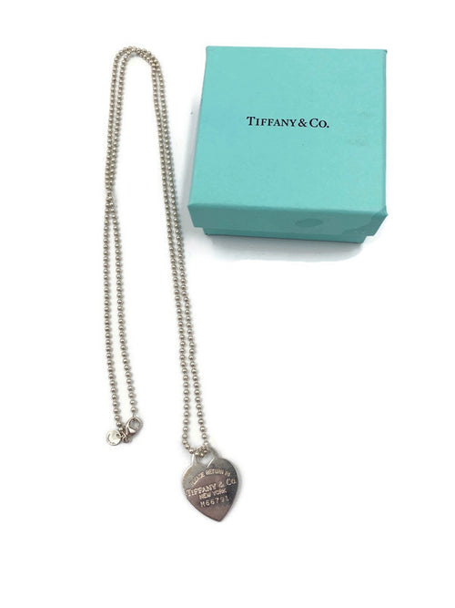 Sold-Tiffany & Co 925 Silver Return to Tiffany Necklace