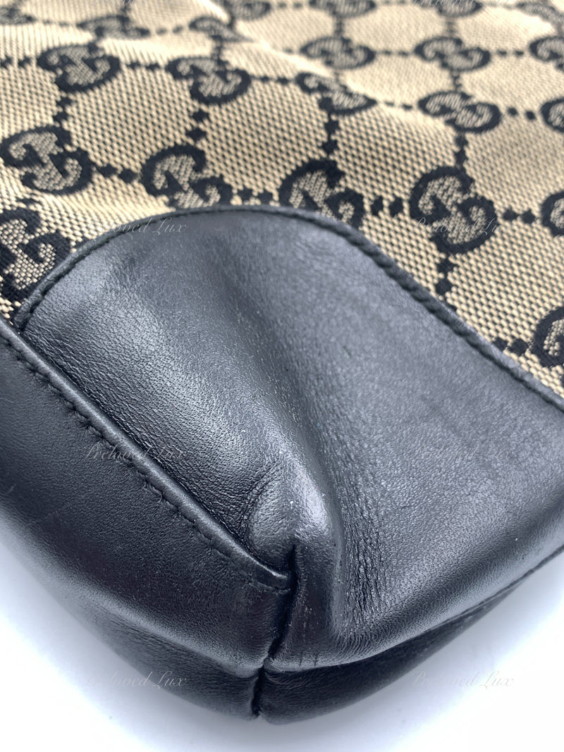 Sold-GUCCI GG Black Monogram Logo Shoulder Bag
